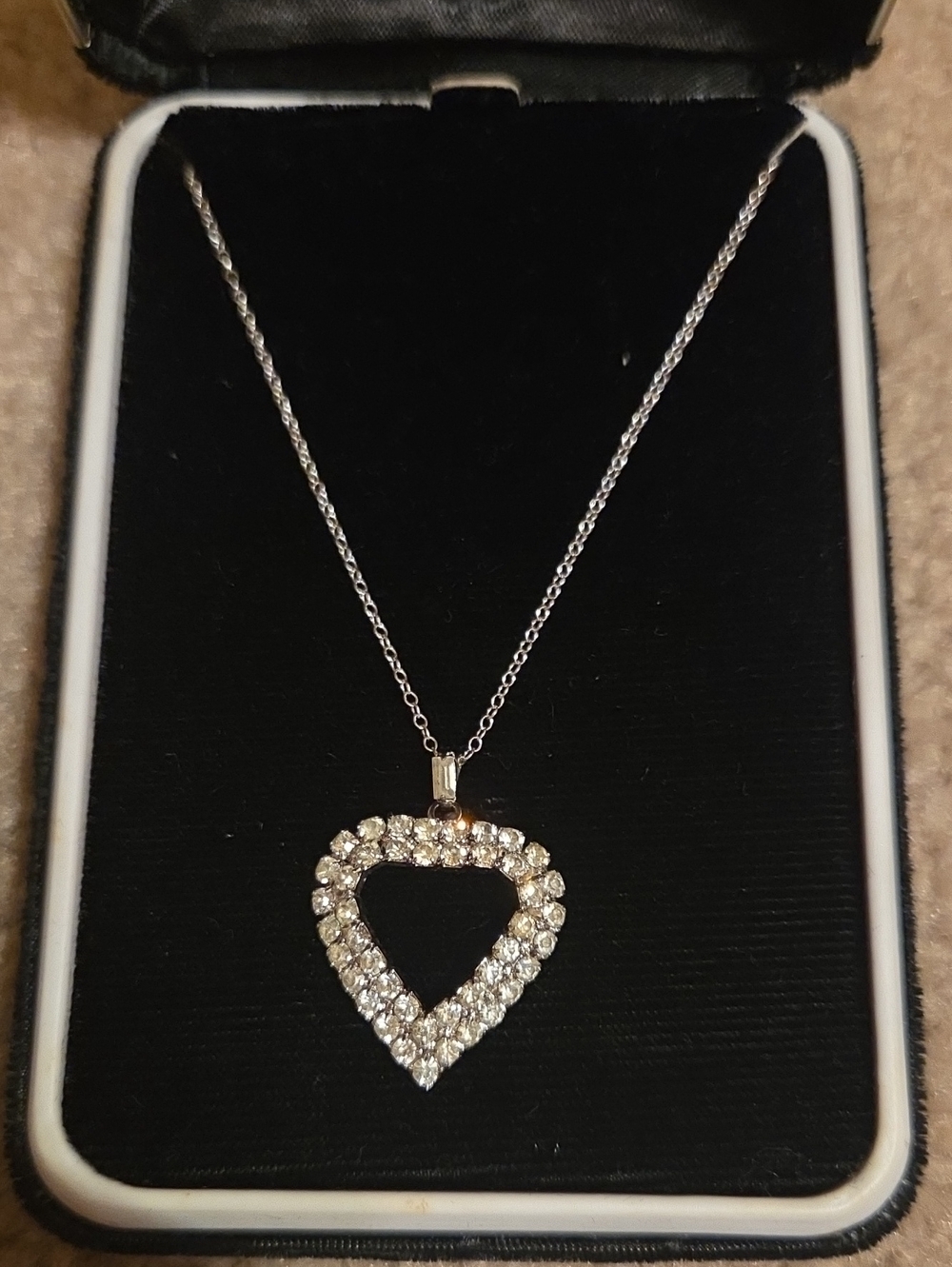 Silver Heart Pendant Necklace